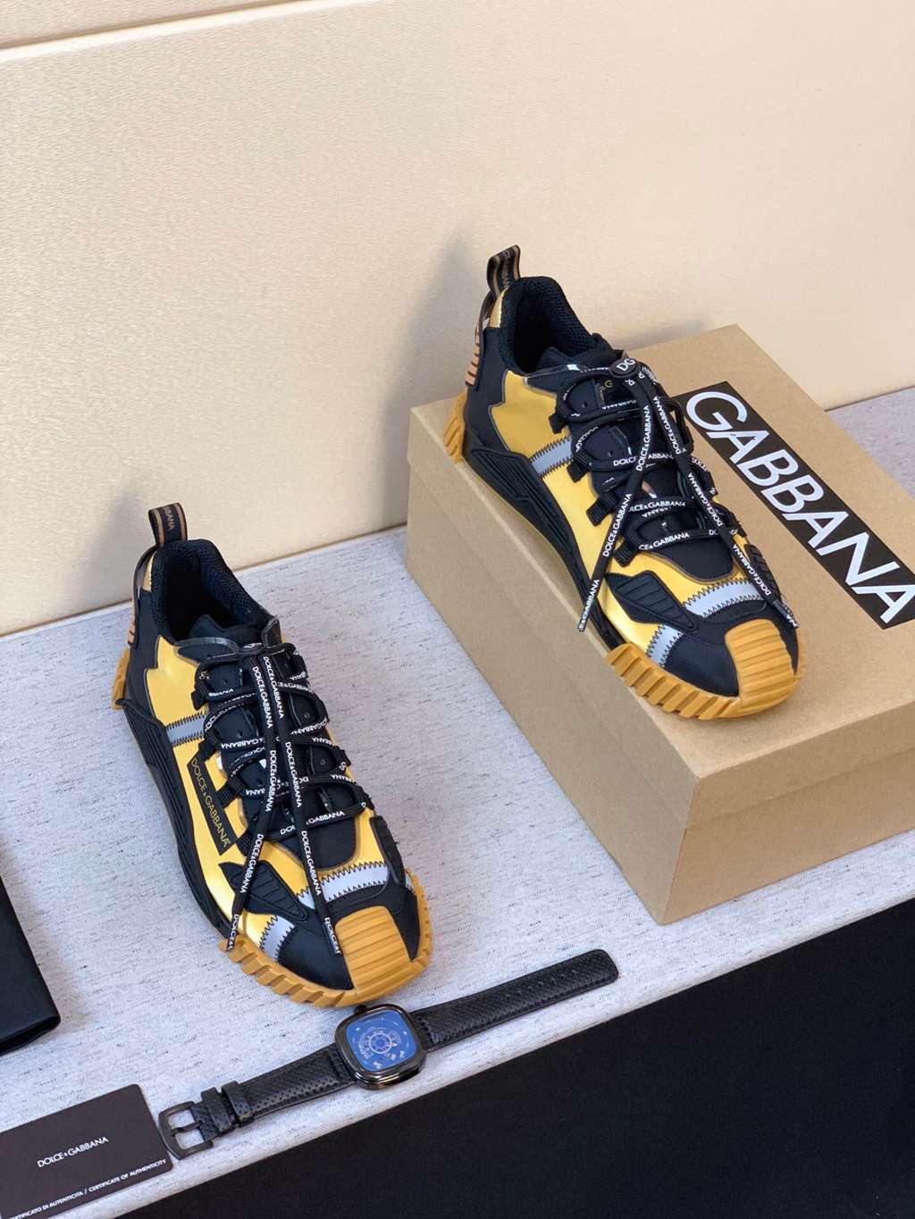 D*G sneaker